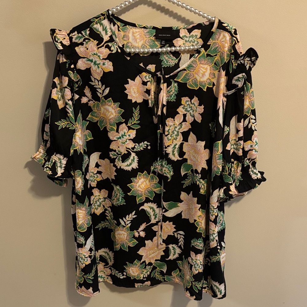 Who What Wear Black Floral Blouse size 3x